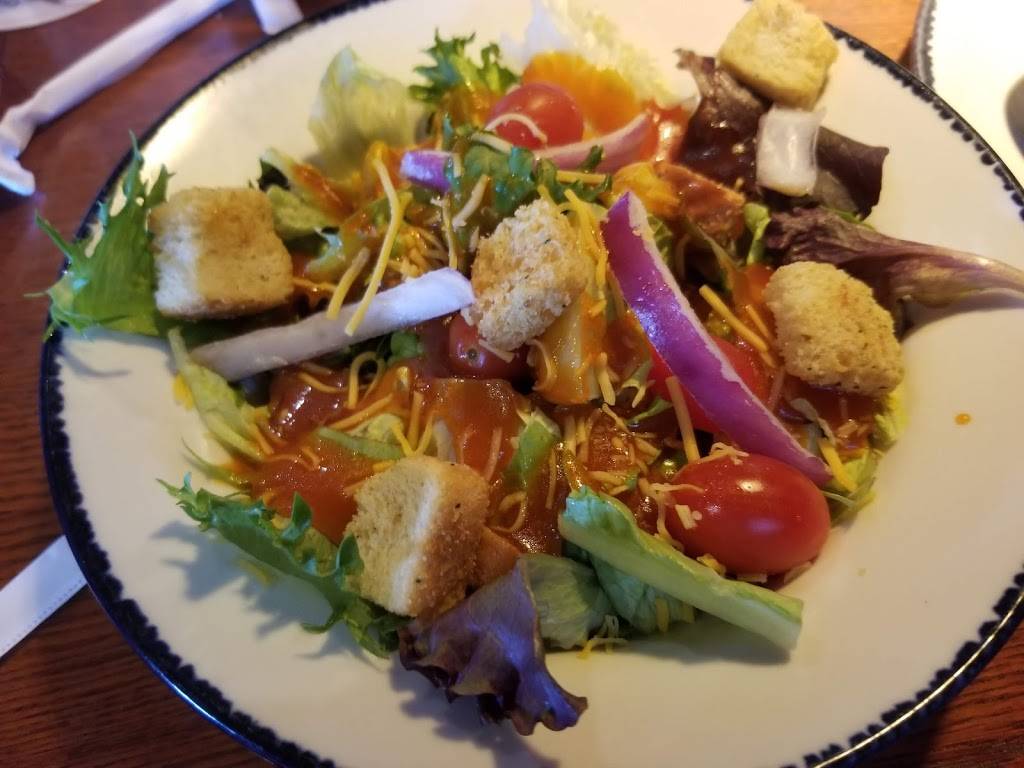 Red Lobster | restaurant | 3552 E Colonial Dr, Orlando, FL 32803, USA | 4078963657 OR +1 407-896-3657