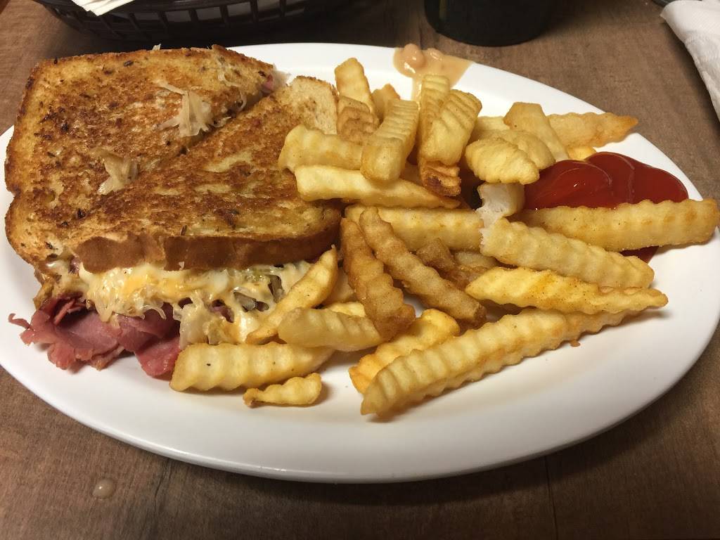 Mason Jar | restaurant | 37534 FL-19, Dona Vista, FL 32784, USA | 3525892535 OR +1 352-589-2535