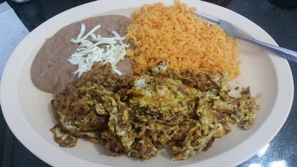 Taqueria Mazamitla | restaurant | 3610 W Belmont Ave, Chicago, IL 60618, USA | 7732672667 OR +1 773-267-2667