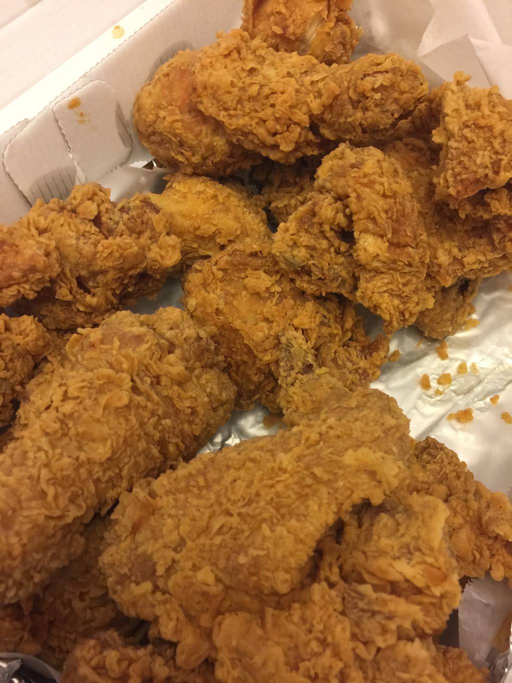 Waker Chicken Express | restaurant | 3301 N Ridge Rd, Ellicott City, MD 21043, USA | 4437451929 OR +1 443-745-1929