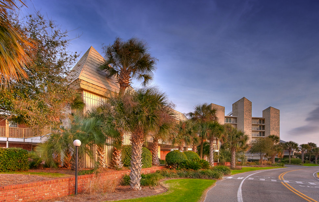 Austins Ocean One | cafe | 1 Norris Dr, Pawleys Island, SC 29585, USA | 8432358700 OR +1 843-235-8700