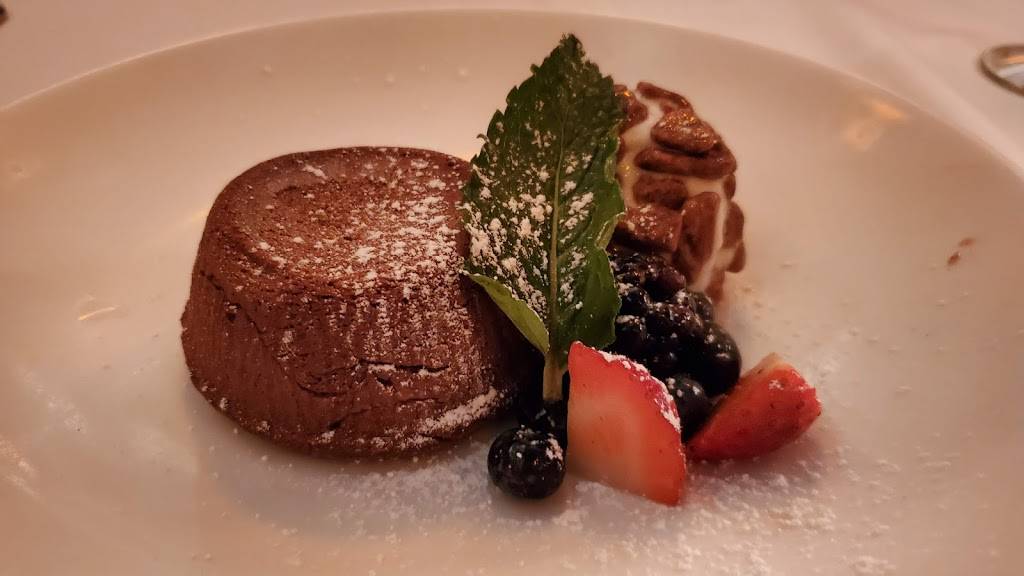 Kres Chophouse | restaurant | 17 W Church St, Orlando, FL 32801, USA | 4074477950 OR +1 407-447-7950