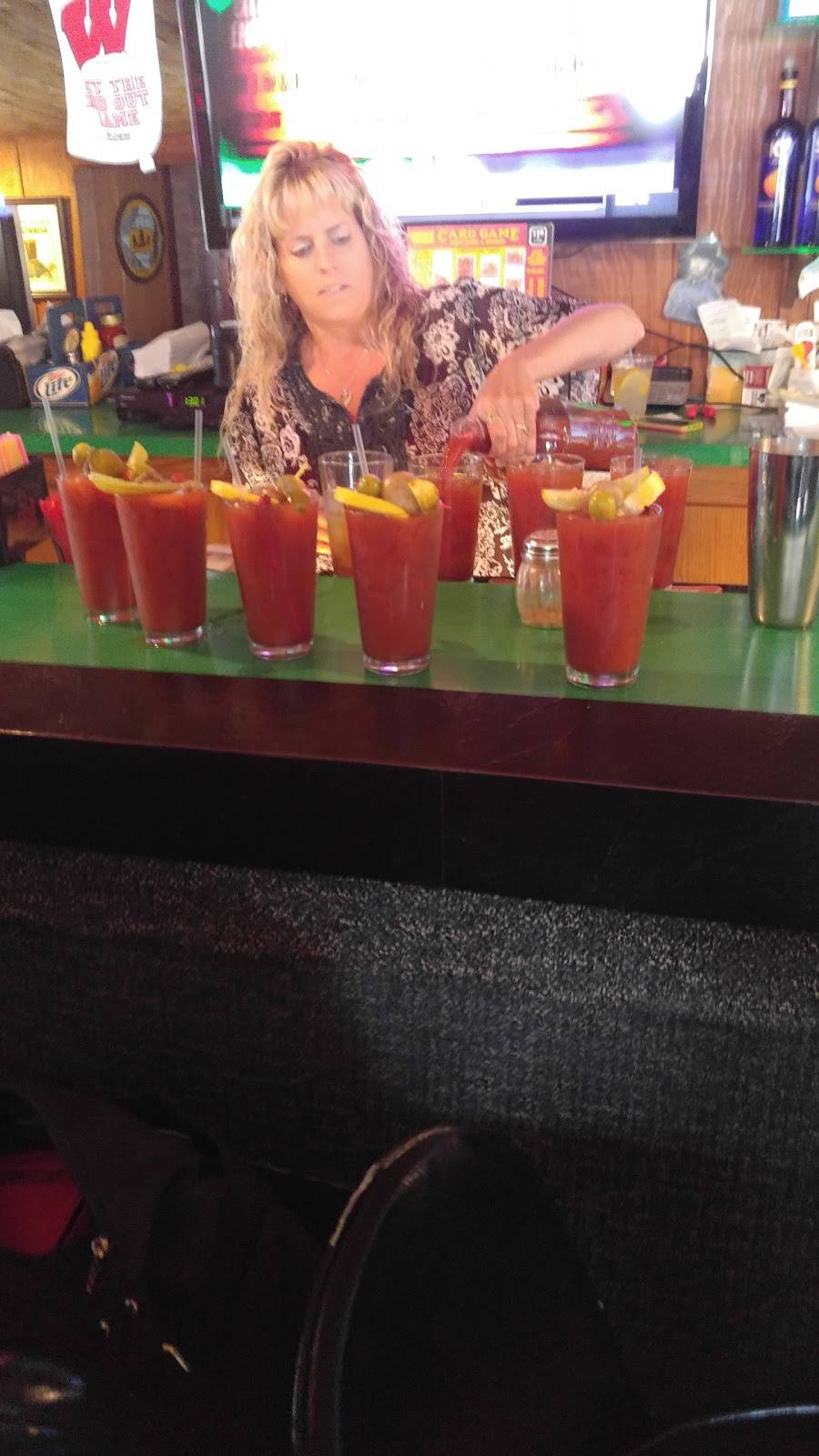 Lakehouse Bar and Grill | restaurant | W6547 Co Rd C, Plymouth, WI 53073, USA | 9208932919 OR +1 920-893-2919