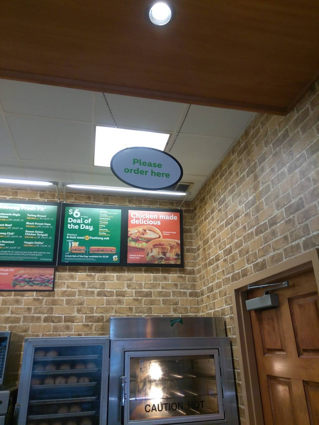 Subway | restaurant | 1111 S Clinton St, Fort Wayne, IN 46802, USA | 2607552173 OR +1 260-755-2173