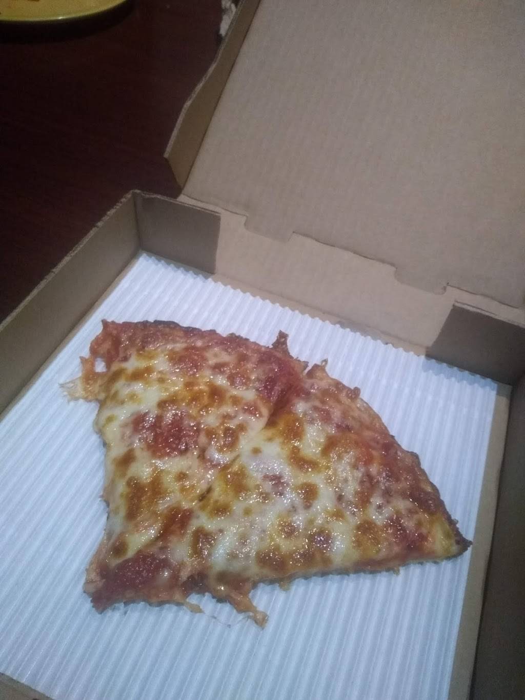 Ginos Pizza-Spaghetti The Original | restaurant | 449 W Dussel Dr, Maumee, OH 43537, USA | 4198974466 OR +1 419-897-4466