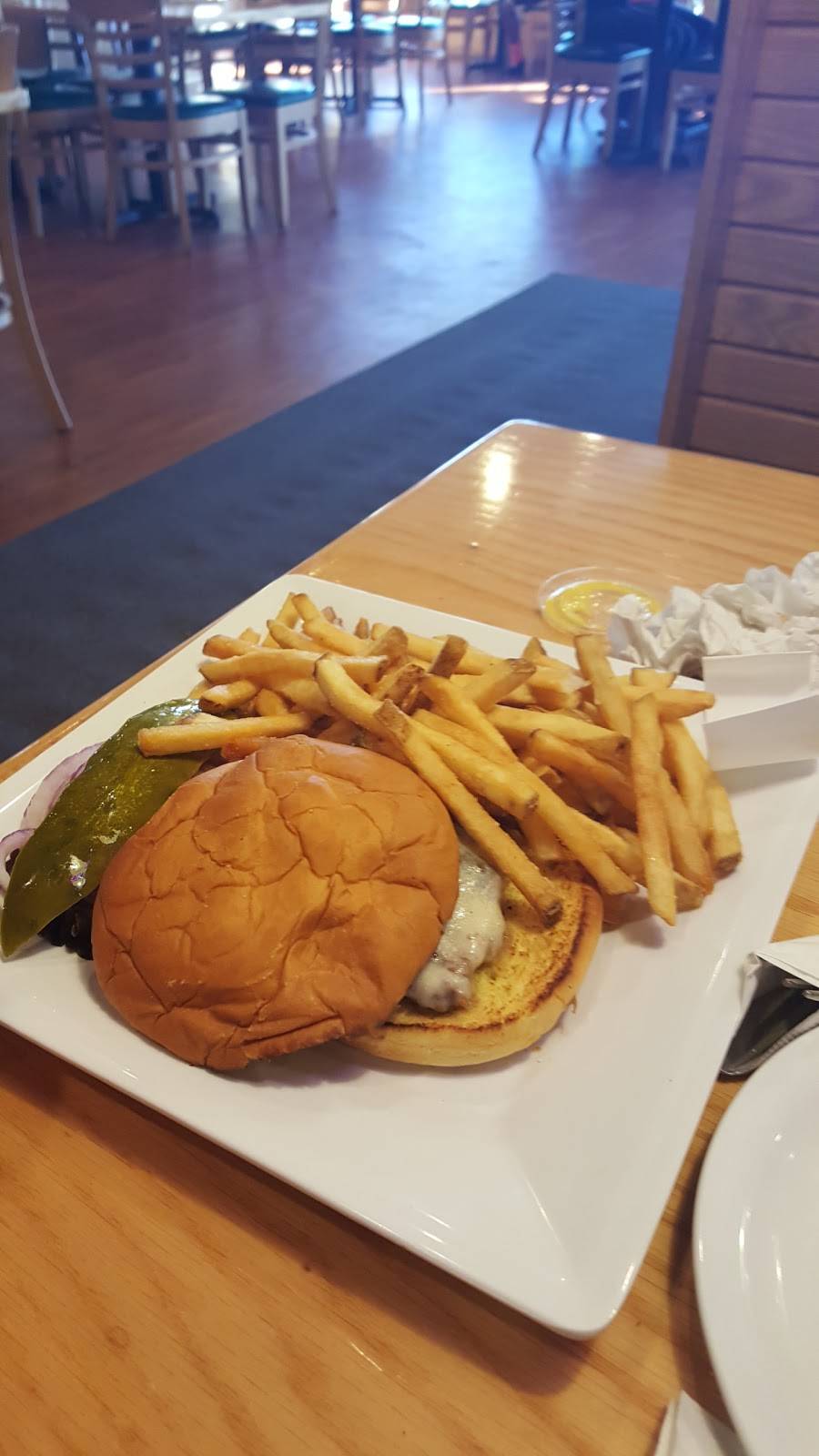 Beef O Bradys | restaurant | 5600 Gulf Blvd, St Pete Beach, FL 33706, USA | 7273632347 OR +1 727-363-2347