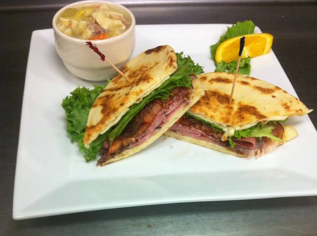 Whidbey Golf Club | restaurant | 2430 Fairway Ln, Oak Harbor, WA 98277, USA | 3606755490 OR +1 360-675-5490