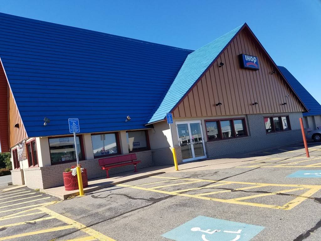 IHOP | bakery | 790 Iyannough Rd, Hyannis, MA 02601, USA | 5087782993 OR +1 508-778-2993