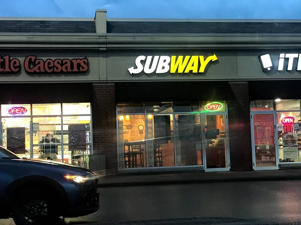 Subway | restaurant | 720 Bristol Rd W unit 8, Mississauga, ON L5R 4A3, Canada | 9055689744 OR +1 905-568-9744
