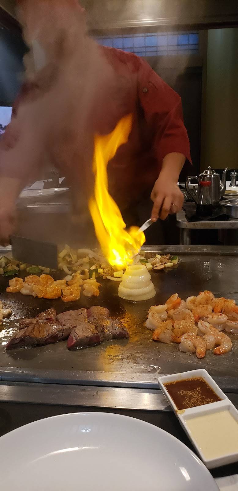 Mikado Japanese Steakhouse | restaurant | 8701 World Center Dr, Orlando, FL 32821, USA | 4072388664 OR +1 407-238-8664