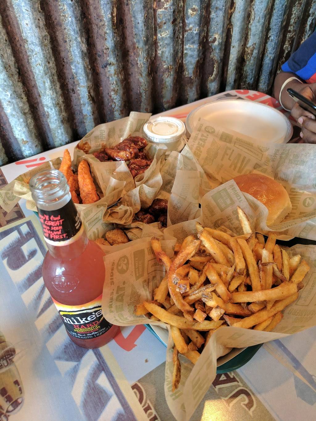 Wingstop | restaurant | 1740 N Harlem Ave, Elmwood Park, IL 60707, USA | 7084521010 OR +1 708-452-1010