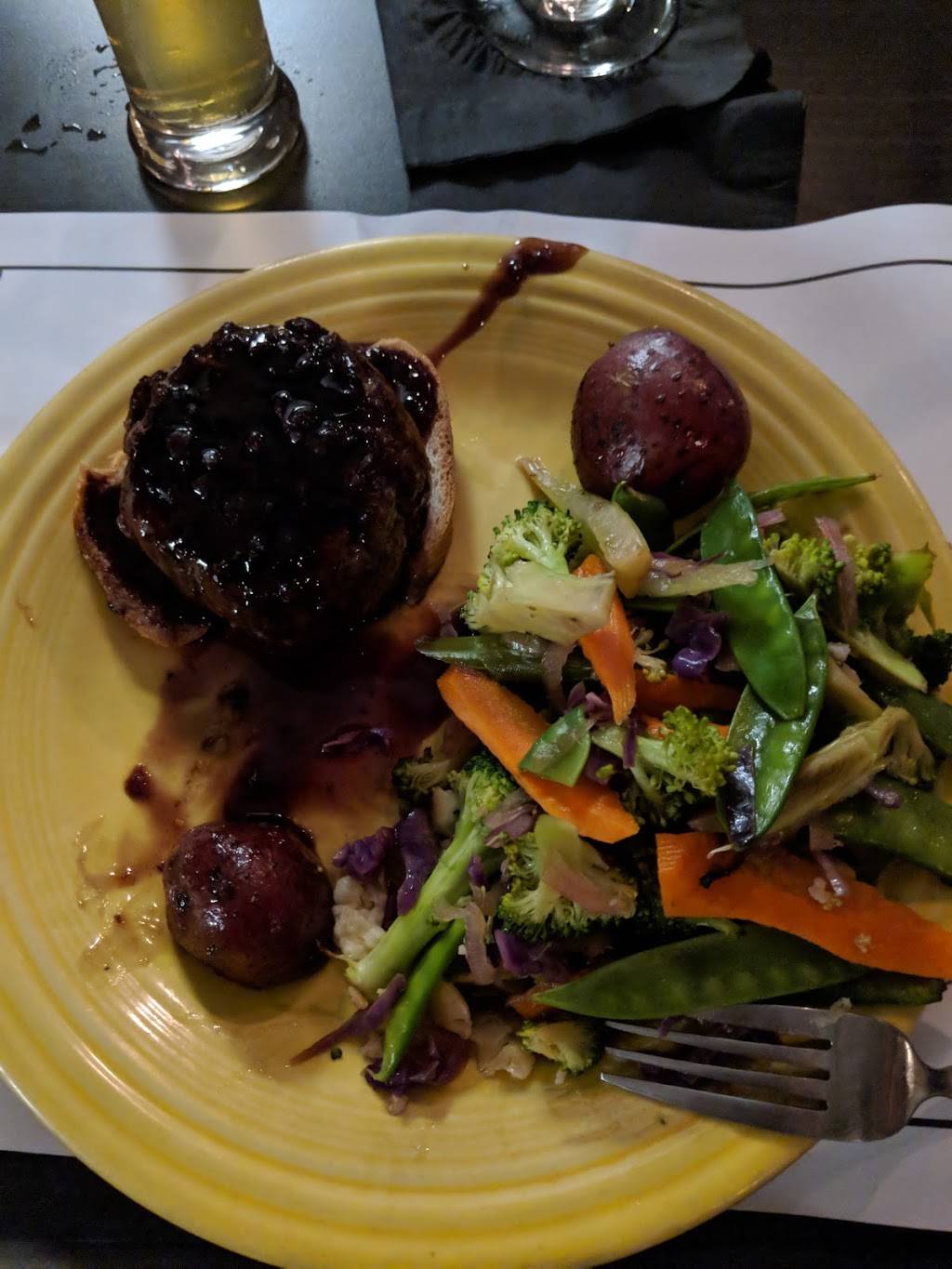 Jethros Restaurant & Bar | restaurant | 659 1st St, Lancaster, PA 17603, USA | 7172991700 OR +1 717-299-1700