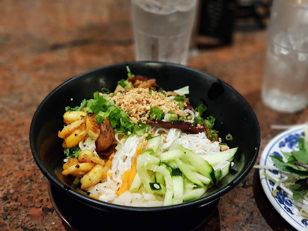 Pho Kim Long Restaurant | restaurant | 4023 W Spring Mountain Rd, Las Vegas, NV 89102, USA | 7022203613 OR +1 702-220-3613