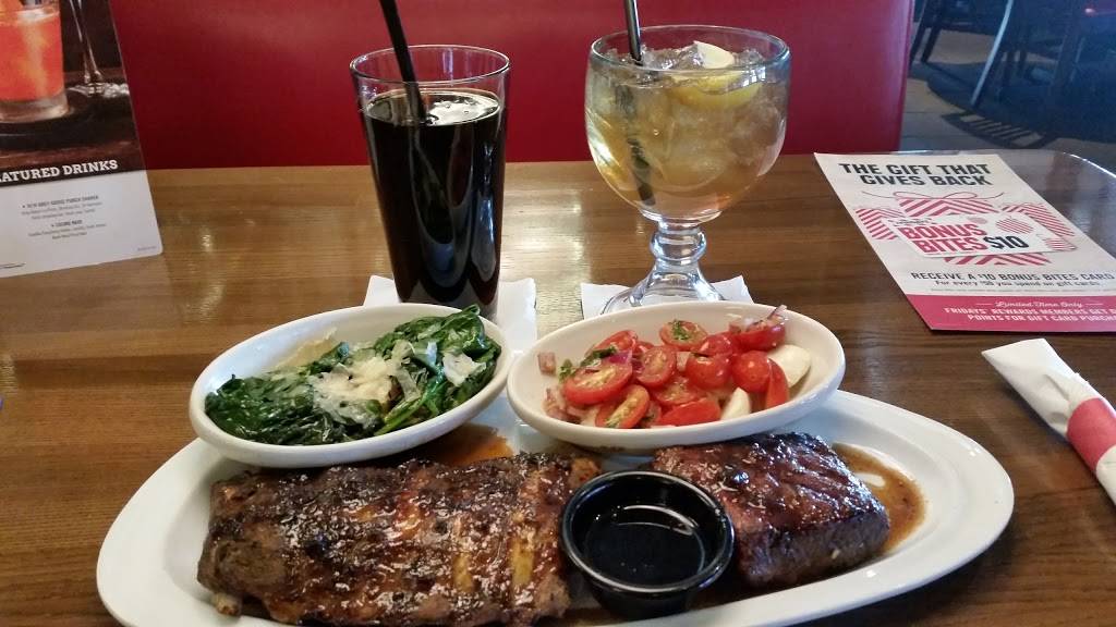 TGI Fridays | restaurant | 235 Fort Evans Rd NE, Leesburg, VA 20176, USA | 7037373900 OR +1 703-737-3900