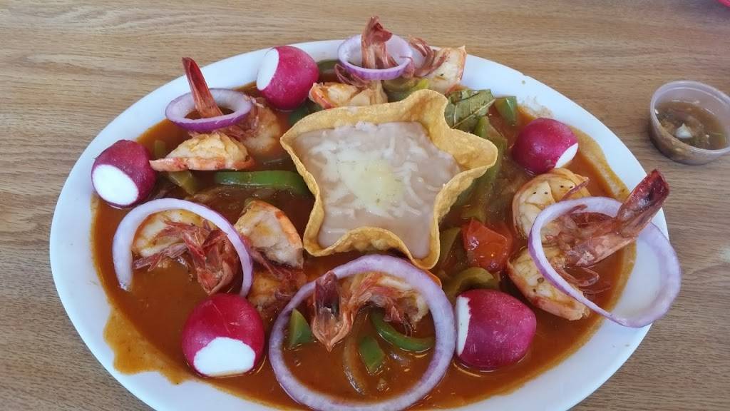 Gutierrez Drive In | restaurant | 61 Sherwood Dr, Salinas, CA 93901, USA | 8314248383 OR +1 831-424-8383