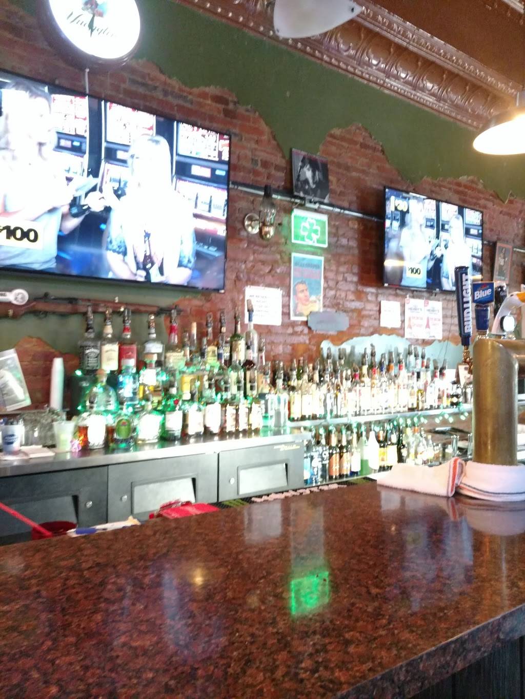 Mckelveys Pub | restaurant | 196 W Jackson St, Millersburg, OH 44654, USA | 3306746950 OR +1 330-674-6950