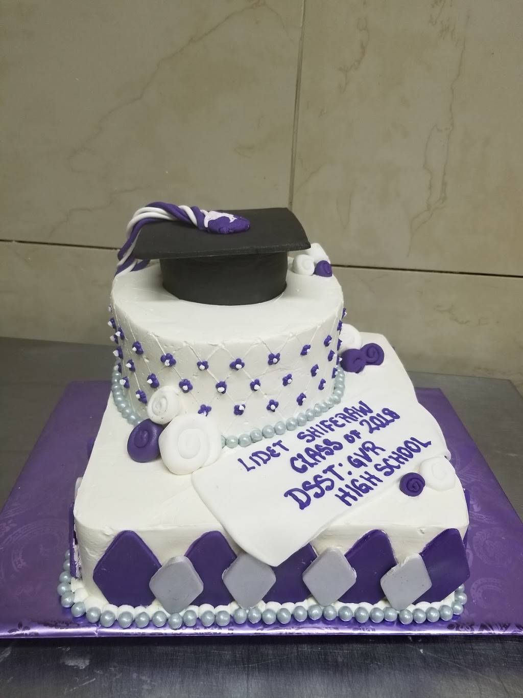 la despensa latina | restaurant | 4650 Tower Rd, Denver, CO 80249, USA | 3033718550 OR +1 303-371-8550