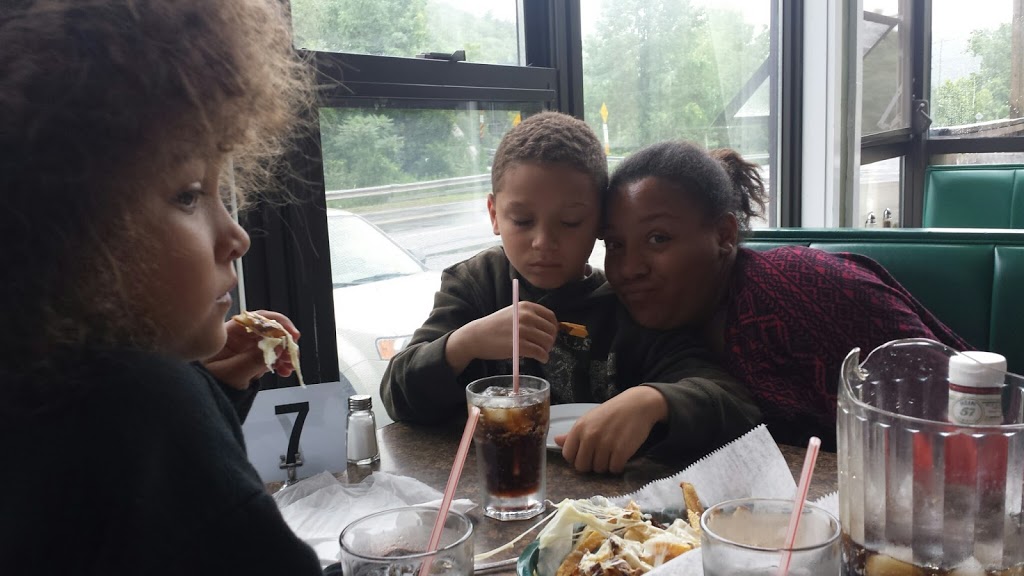 Millbrook Inn | restaurant | 1774 NY-97, Glen Spey, NY 12737, USA | 8458567778 OR +1 845-856-7778