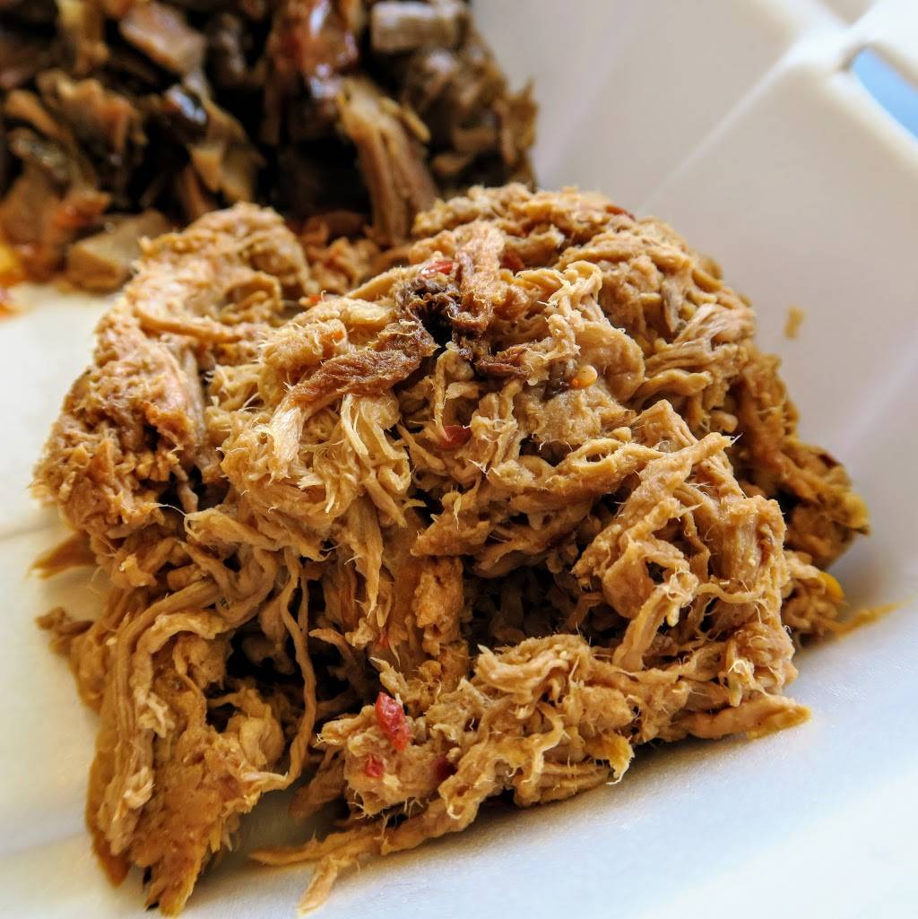 Bobbee Os BBQ | restaurant | 9401 Statesville Rd C, Charlotte, NC 28269, USA | 7045096902 OR +1 704-509-6902