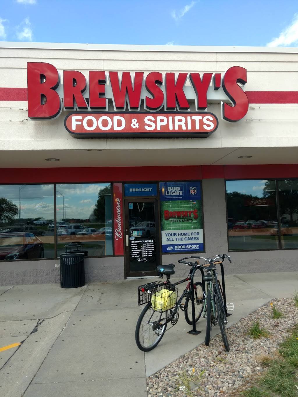 Brewskys Food & Spirits North | restaurant | 2662 Cornhusker Hwy, Lincoln, NE 68521, USA | 4024662739 OR +1 402-466-2739