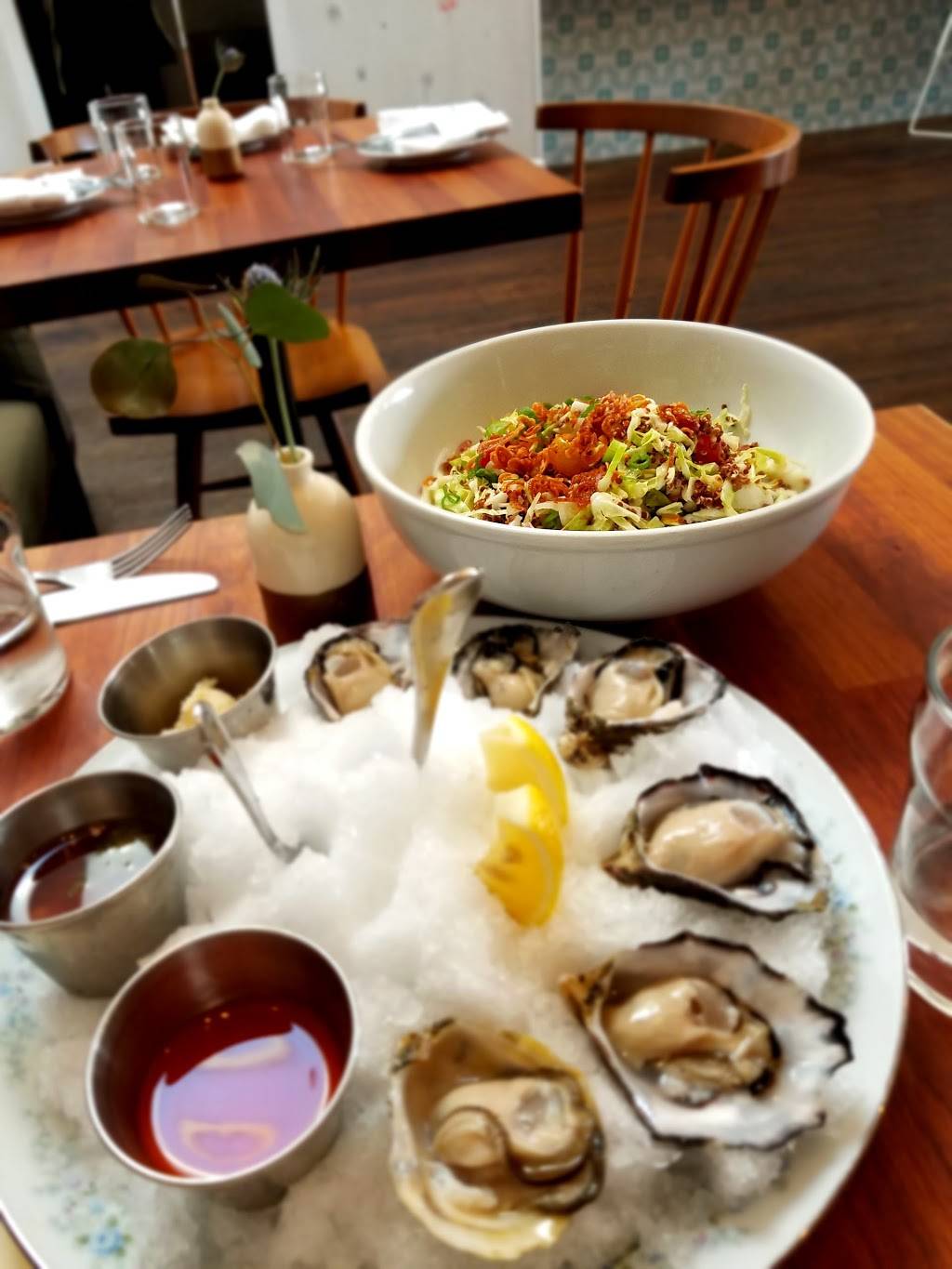 Sawyer | restaurant | 3709 Sunset Blvd, Los Angeles, CA 90026, USA | 3236413709 OR +1 323-641-3709