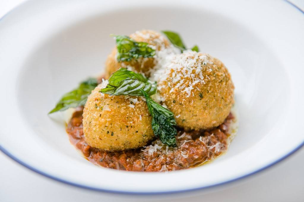 The Brooklyn Restaurant and Bar | restaurant | 8700 Edinbrook Crossing, Brooklyn Park, MN 55443, USA | 7633158535 OR +1 763-315-8535