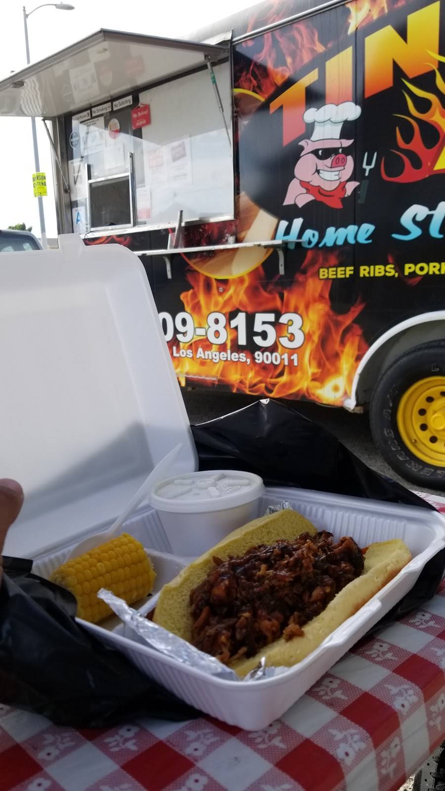 Tinchys BBQ | restaurant | 4499, 4415 South Hooper Avenue, Los Angeles, CA 90011, USA | 3238098153 OR +1 323-809-8153