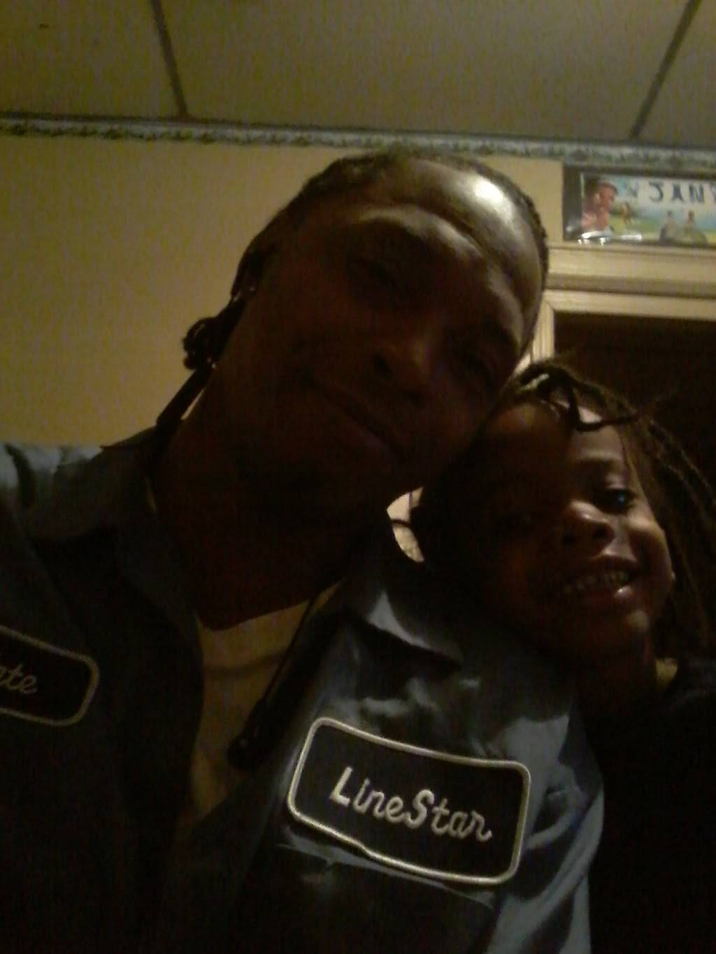 Daily Grind Express | restaurant | 352 West Side Ave # A, Jersey City, NJ 07305, USA | 2013323335 OR +1 201-332-3335