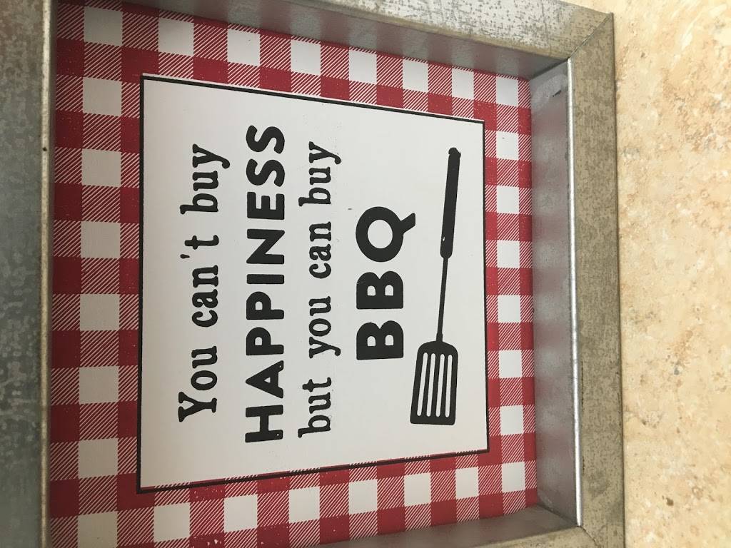 Q & Js BBQ Rib House | restaurant | 3346 US-301, Hamer, SC 29547, USA | 8436273306 OR +1 843-627-3306