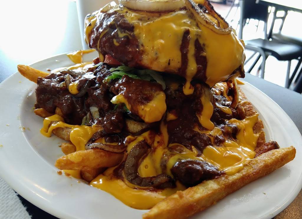 Uncle Bos Hamburgers & Deli | restaurant | 640 W Debbie Ln # 170, Mansfield, TX 76063, USA | 8174537476 OR +1 817-453-7476