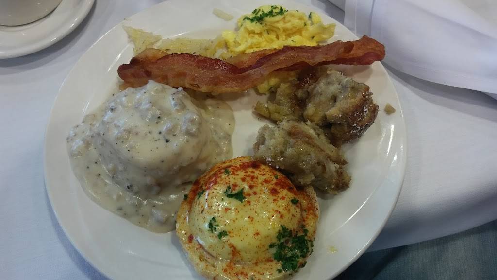 The Garrison | restaurant | 6002 N Post Rd, Indianapolis, IN 46216, USA | 3176386000 OR +1 317-638-6000