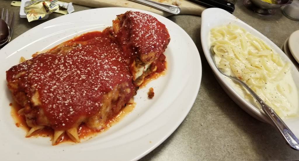 Tuscany Square | restaurant | 3470 Wilmington Rd, New Castle, PA 16105, USA | 7246540365 OR +1 724-654-0365