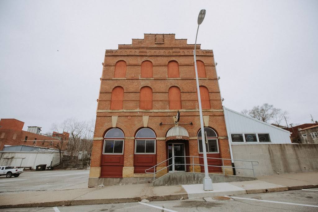 The Som | restaurant | 863 Jefferson St, Burlington, IA 52601, USA | 3197529155 OR +1 319-752-9155