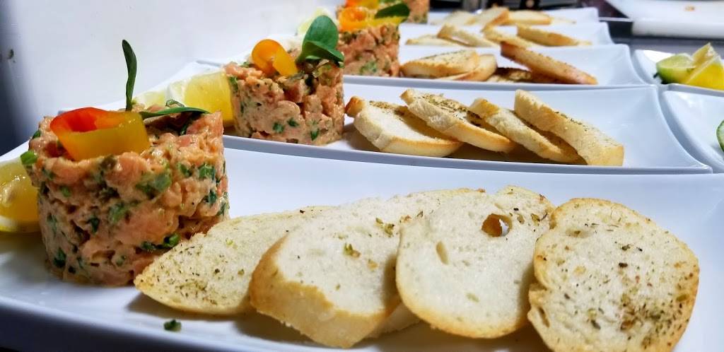 Bistro Épicure Restaurant | restaurant | 80 Prom. du Portage, Gatineau, QC J8X 2K1, Canada | 8197771125 OR +1 819-777-1125