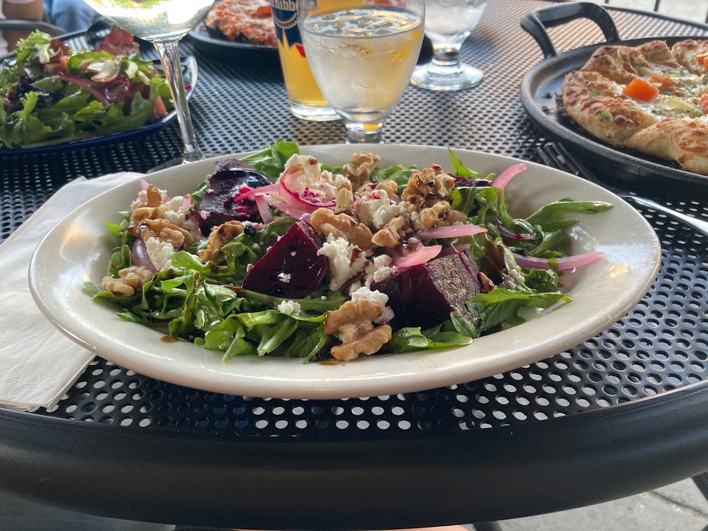 Jack Rabbit | restaurant | 1010 Elmwood Ave, Buffalo, NY 14222, USA | 7163819596 OR +1 716-381-9596