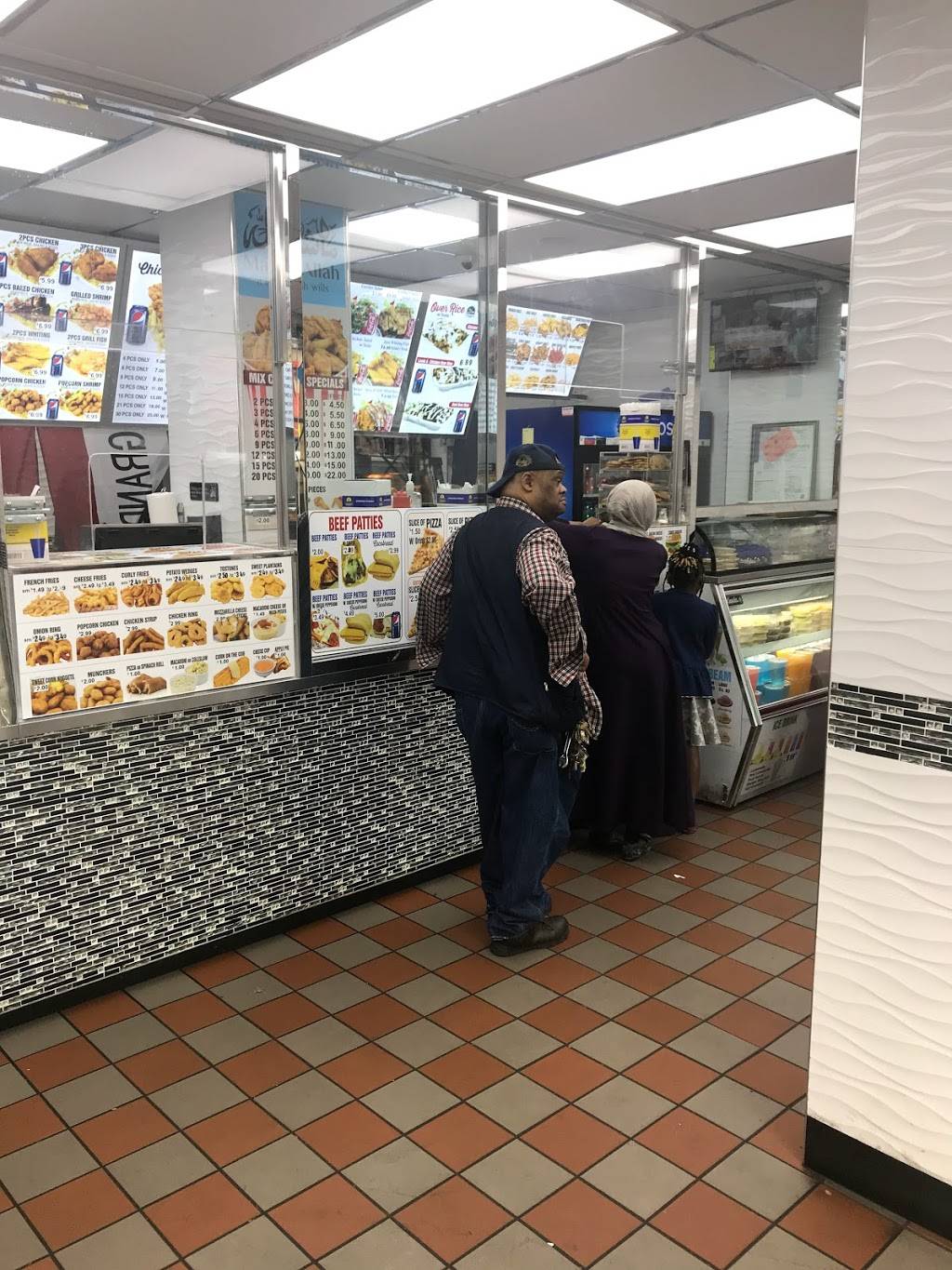 Kennedy fried chicken 253 | restaurant | 253 E 167th St, Bronx, NY 10456, USA | 3478623611 OR +1 347-862-3611