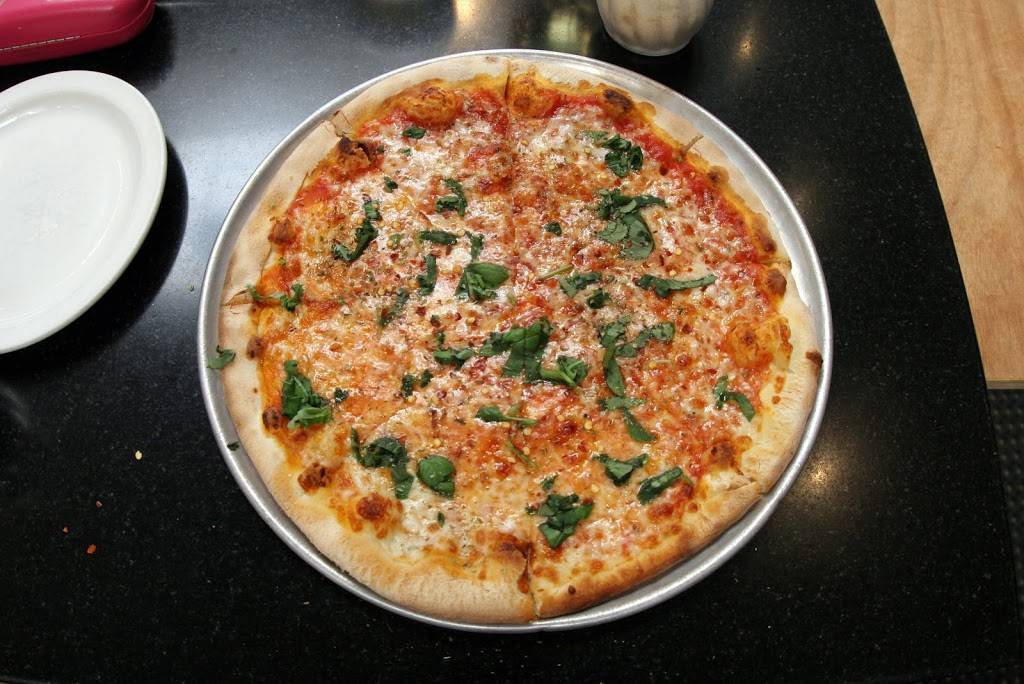 Ca Dario Pizzeria | restaurant | 29 E Victoria St, Santa Barbara, CA 93101, USA | 8058849419 OR +1 805-884-9419