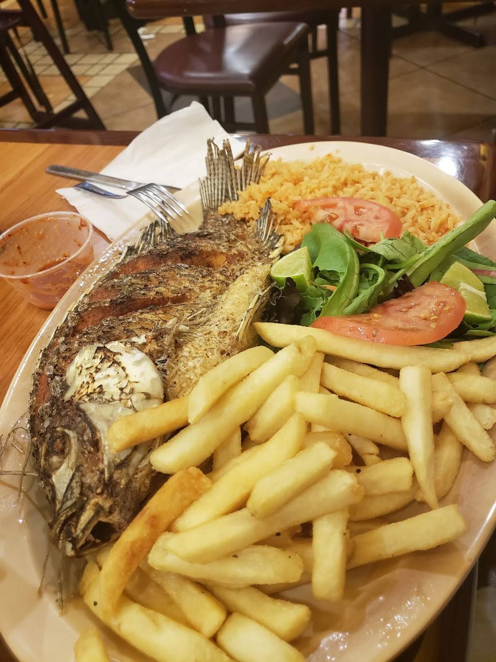 El Merendero | restaurant | 242 S Garey Ave, Pomona, CA 91766, USA | 9096204503 OR +1 909-620-4503