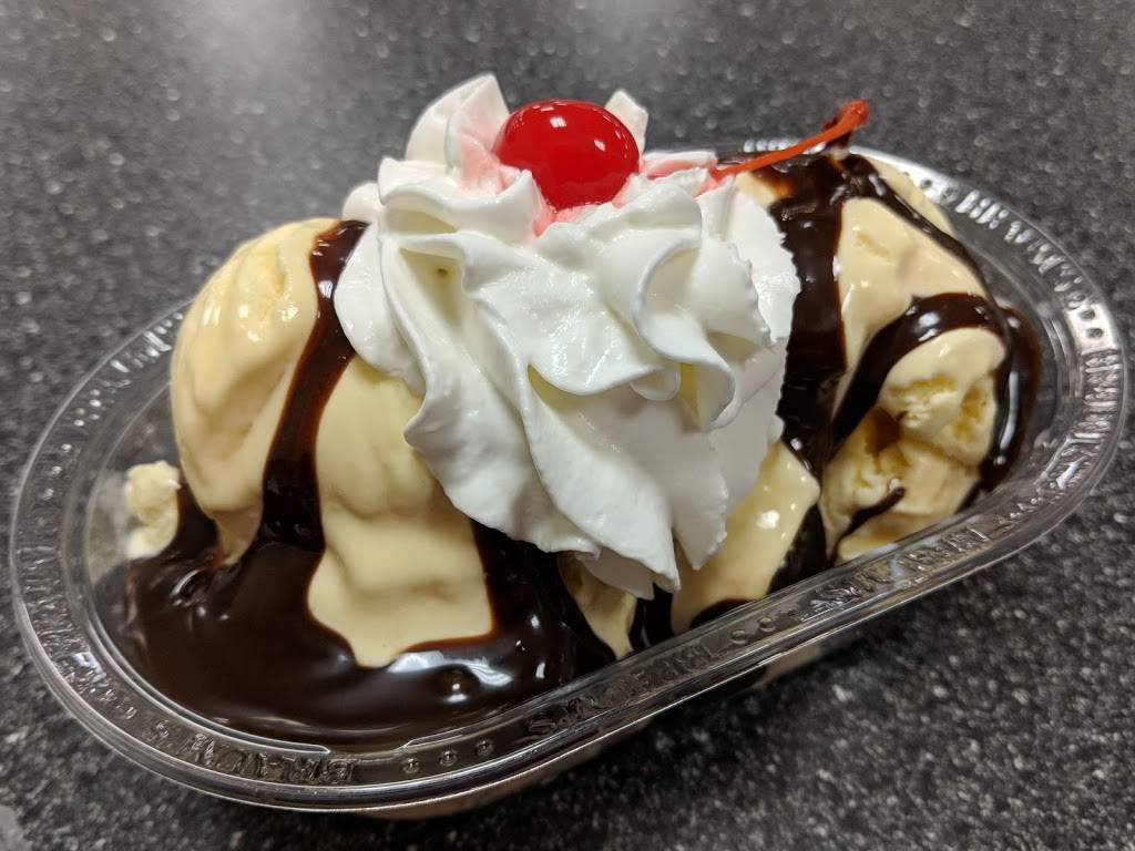 Braums Ice Cream & Burger Restaurant | restaurant | 805 East W Main St, Allen, TX 75002, USA | 9727271739 OR +1 972-727-1739