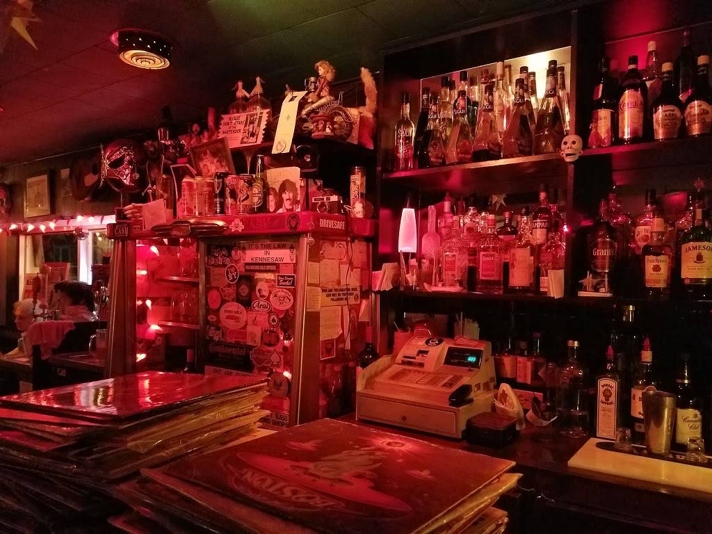 The Gem Bar & Grill | restaurant | 1159 Davenport Rd, Toronto, ON M6H 2G5, Canada | 5198001184 OR +1 519-800-1184