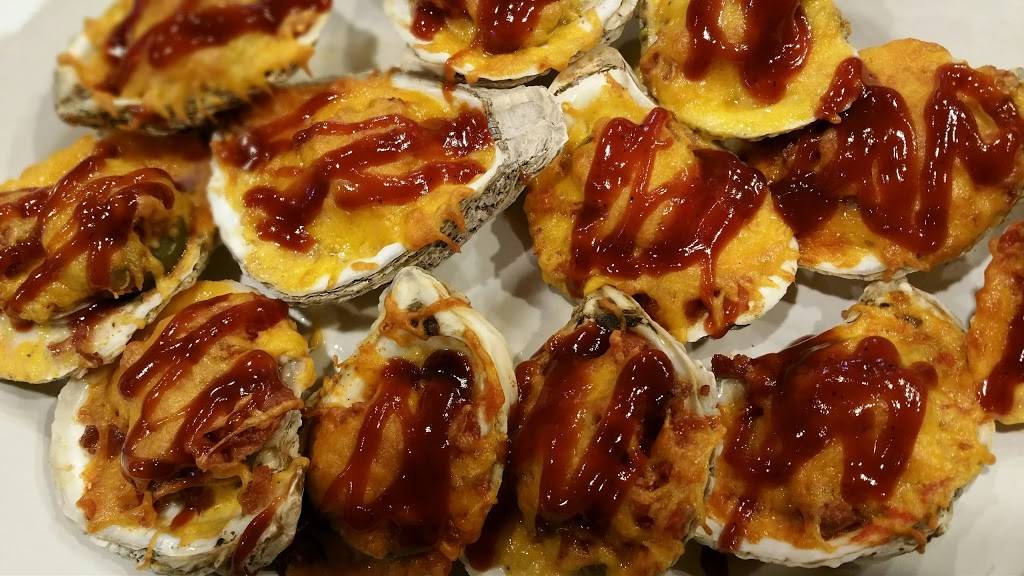 Johnnys Tavern | restaurant | 39 Main St, East New Market, MD 21631, USA | 4109433624 OR +1 410-943-3624