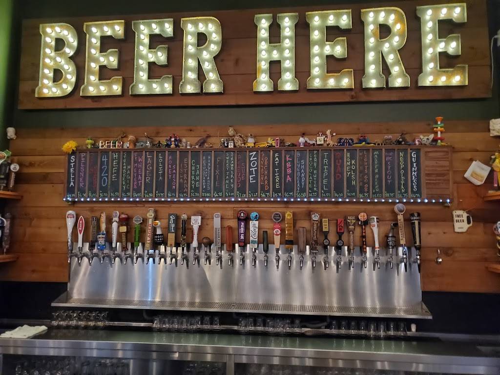 Mandeville Beer Garden | restaurant | 428 N Lemon Ave, Sarasota, FL 34236, USA | 9419548688 OR +1 941-954-8688