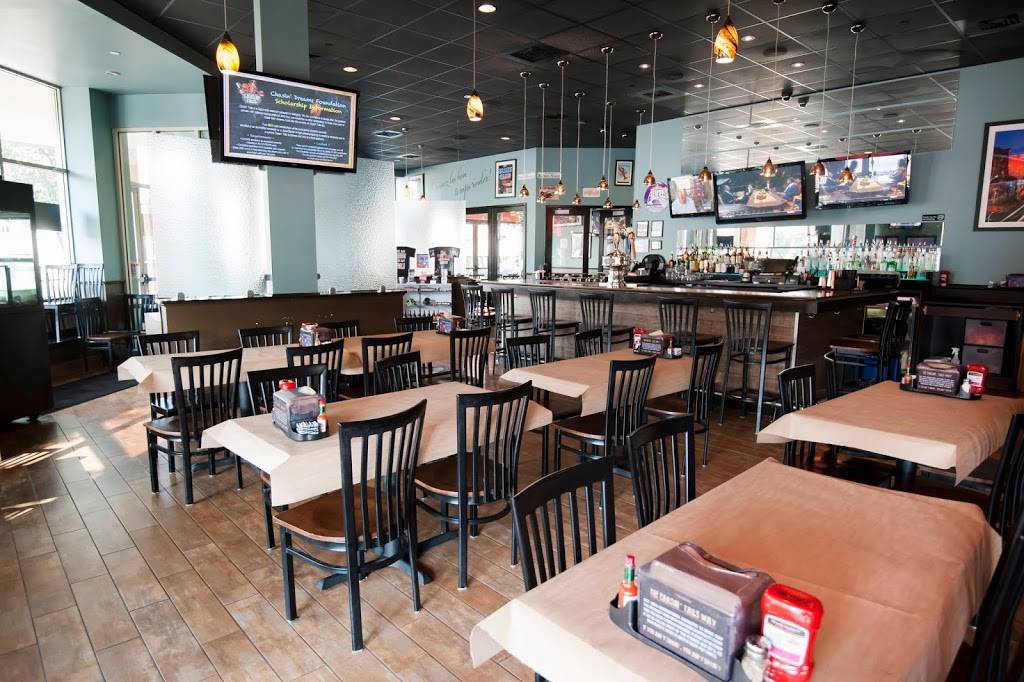 Chasin Tails | restaurant | 2200 N Westmoreland St, Arlington, VA 22213, USA | 7035382565 OR +1 703-538-2565