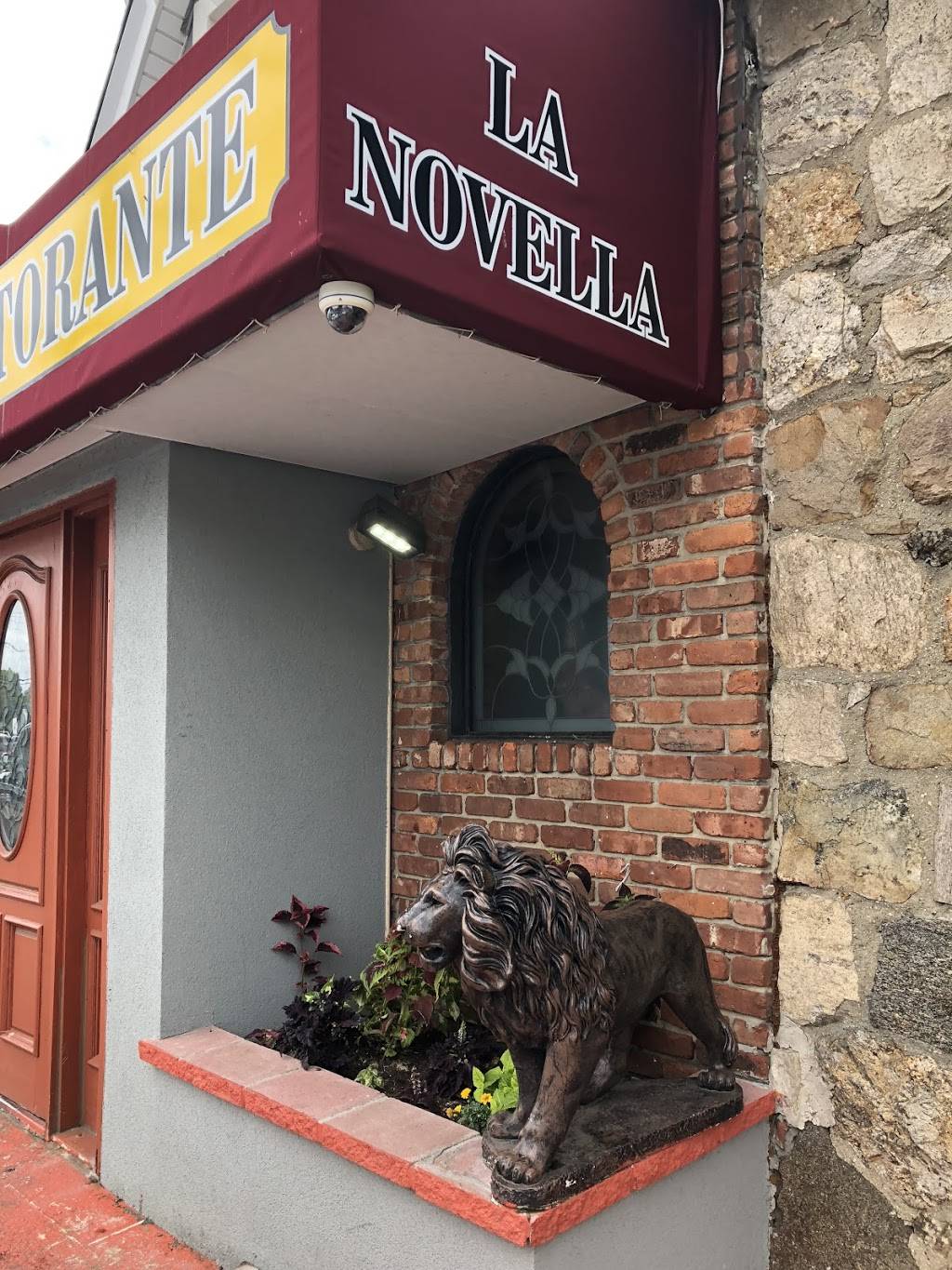 La Novella | restaurant | 364 E Meadow Ave, East Meadow, NY 11554, USA | 5167946248 OR +1 516-794-6248