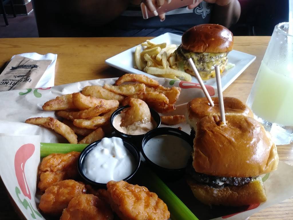 Chilis Grill & Bar | restaurant | 15291 Crossroads Pkwy, Gulfport, MS 39503, USA | 2288312251 OR +1 228-831-2251