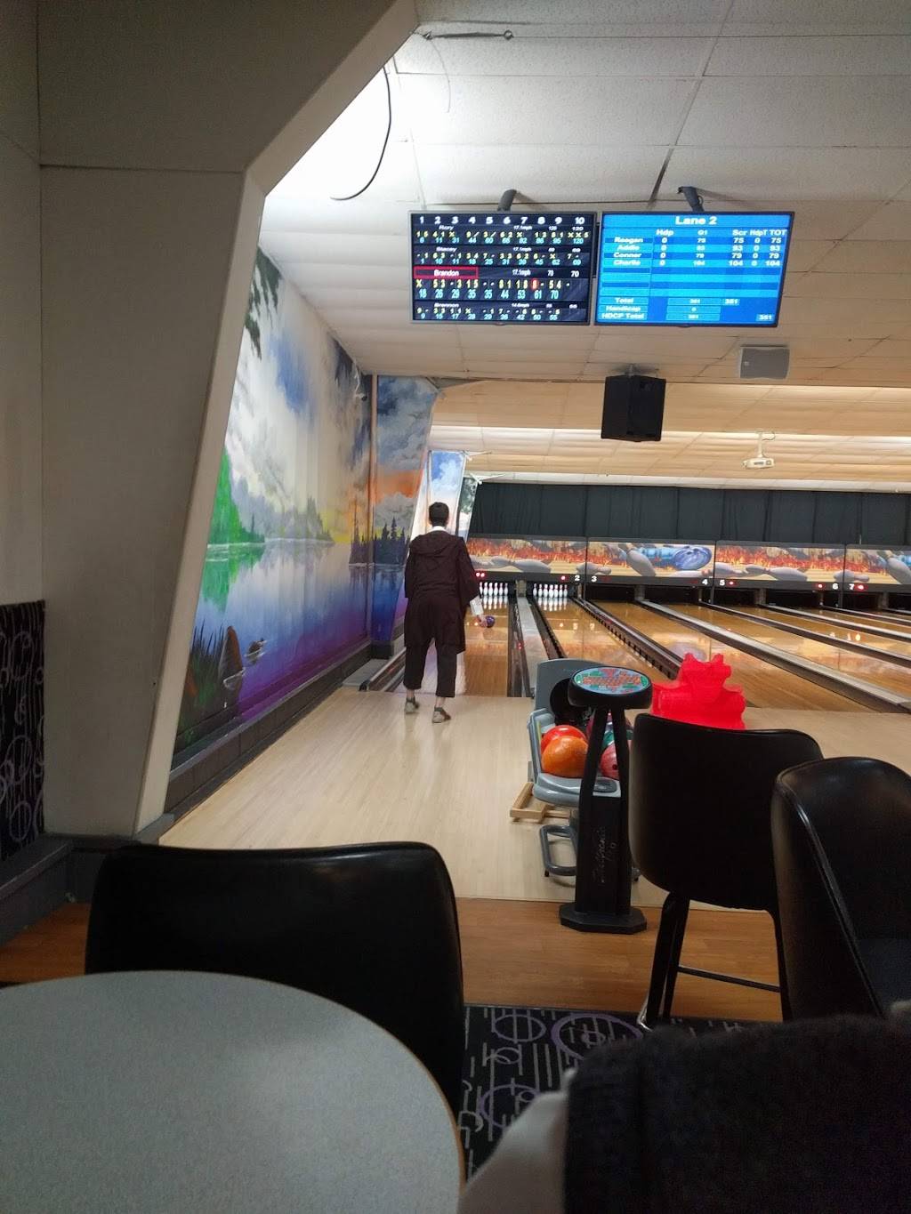 BC Lanes & The Venue Sports Bar and Grill | restaurant | 1199 S Michigan 75, Boyne City, MI 49712, USA | 2315826353 OR +1 231-582-6353