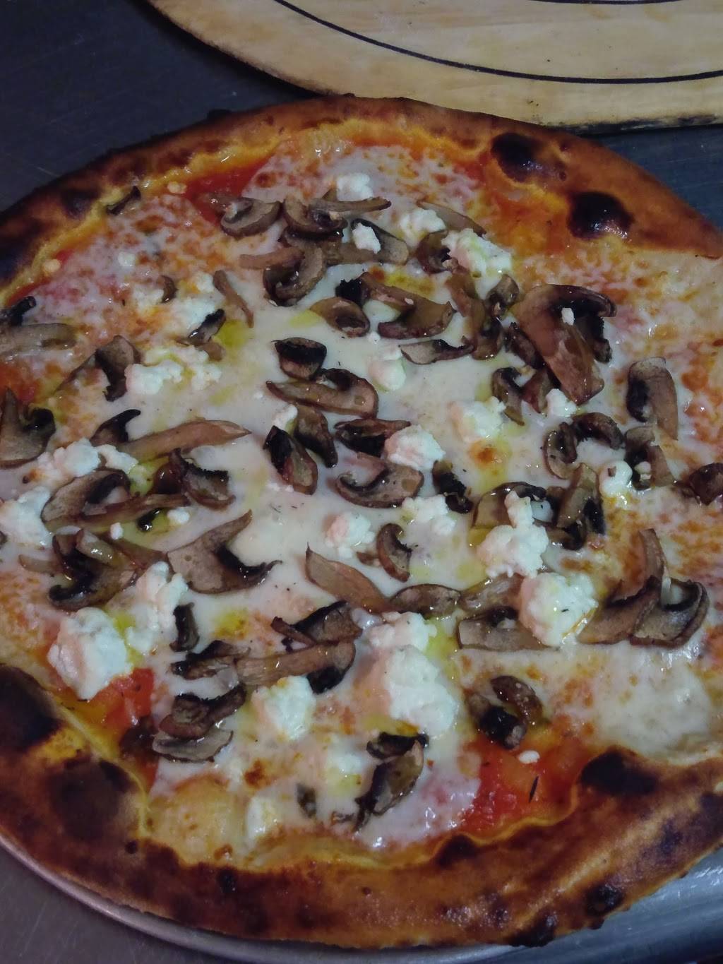 The Clydesdale Pub & Grill | restaurant | 435 N Main St, Port Chester, NY 10573, USA | 9149351234 OR +1 914-935-1234