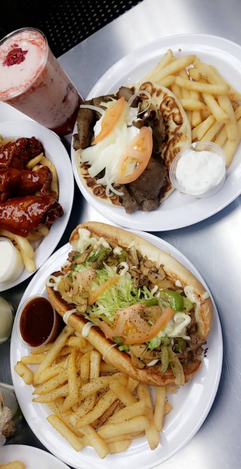 Big Sharks | restaurant | 7600 S Exchange Ave, Chicago, IL 60649, USA | 7735307625 OR +1 773-530-7625