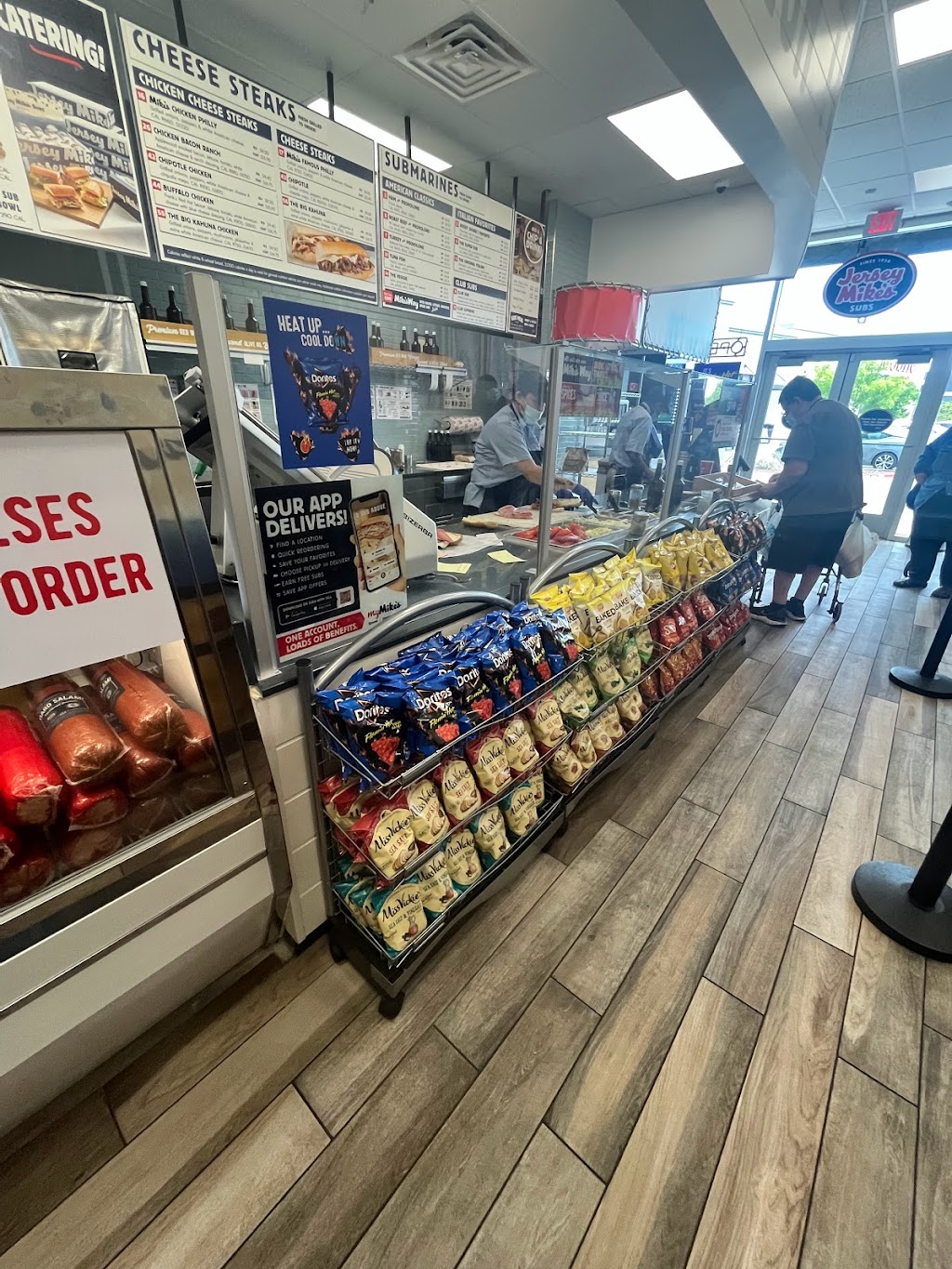 Jersey Mikes Subs | restaurant | 4200 Florin Rd Suite B, Sacramento, CA 95823, USA | 9165203433 OR +1 916-520-3433