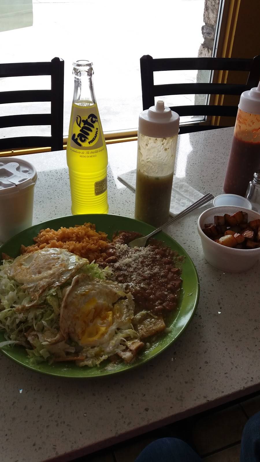 La Perla Cocina #2 | restaurant | 1880 Grand Ave, San Diego, CA 92109, USA | 8588867919 OR +1 858-886-7919